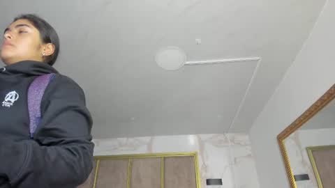 Snapshot of giselamaru chatting on 07-06-26, 10:23 online show from 07-06-26, 10:23