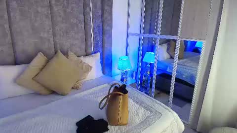 Snapshot of giselamaru chatting on 07-21-26, 10:39 online show from 07-21-26, 10:39