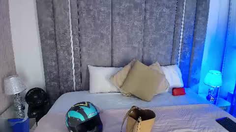 Snapshot of giselamaru chatting on 07-25-26, 10:46 online show from 07-25-26, 10:46