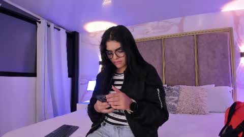 Snapshot of giselamaru chatting on 07-26-26, 10:11 online show from 07-26-26, 10:11