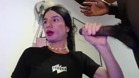 Gisella online show from 02-15-26, 01:02