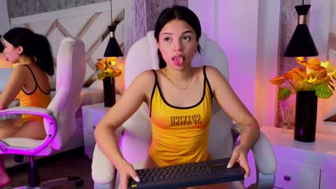 Giselle  online show from 01-25-25, 01:54