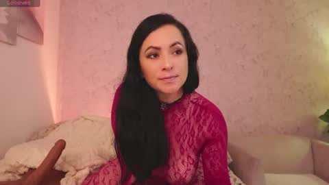 Snapshot of giselle_smiith1 chatting on 06-16-26, 05:48 Giselle online show from 06-16-26, 05:48