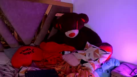 . Gisel Reyes . online show from 01-14-25, 06:49