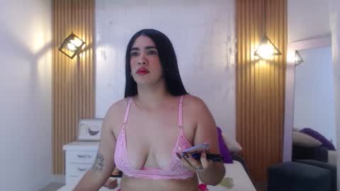 Snapshot of giselslut chatting on 05-26-26, 02:29 giselslut online show from 05-26-26, 02:29