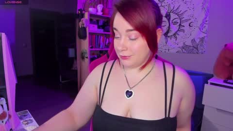 Snapshot of gitera_ chatting on 01-30-25, 09:58 AlexaMillis online show from 01-30-25, 09:58