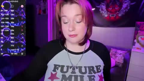 Snapshot of gitera_ chatting on 10-20-25, 07:47 AlexaMillis online show from 10-20-25, 07:47