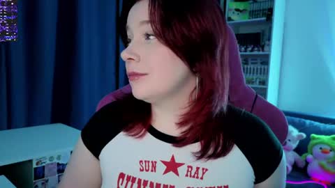 Snapshot of gitera_ chatting on 07-15-26, 10:04 AlexaMillis online show from 07-15-26, 10:04