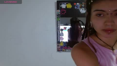 Snapshot of giulietta_mon chatting on 05-02-26, 06:02 Giulietta online show from 05-02-26, 06:02