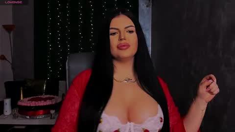 Giulia online show from 02-16-25, 08:11