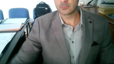 Snapshot of giuseppevai1 chatting on 09-30-25, 07:35 giuseppevai1 online show from 09-30-25, 07:35
