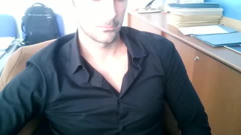 Snapshot of giuseppevai1 chatting on 10-28-25, 10:19 giuseppevai1 online show from 10-28-25, 10:19