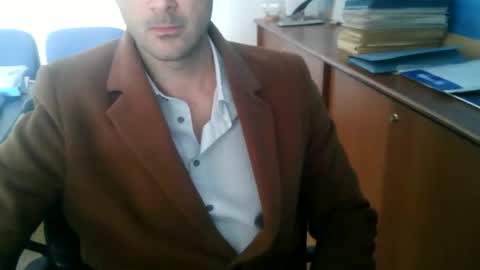 Snapshot of giuseppevai1 chatting on 11-24-25, 11:54 giuseppevai1 online show from 11-24-25, 11:54