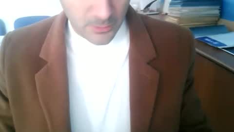 Snapshot of giuseppevai1 chatting on 12-01-25, 10:53 giuseppevai1 online show from 12-01-25, 10:53