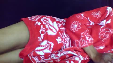 Snapshot of give_us_pleasure chatting on 11-19-25, 06:35 give_us_pleasure online show from 11-19-25, 06:35