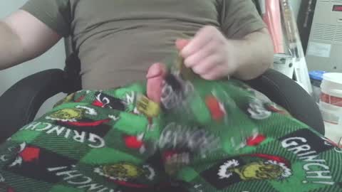 Snapshot of givemeitniceandslow chatting on 12-20-24, 10:11 JuicyThickkkDaddy online show from 12-20-24, 10:11