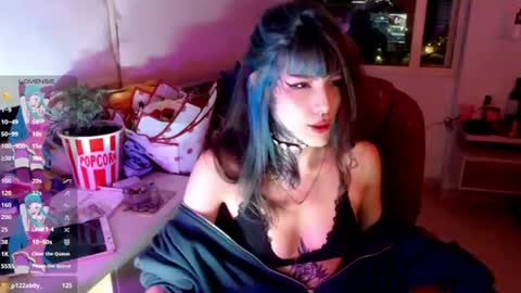 Snapshot of givenom chatting on 06-20-26, 04:37 dirtyvenom online show from 06-20-26, 04:37