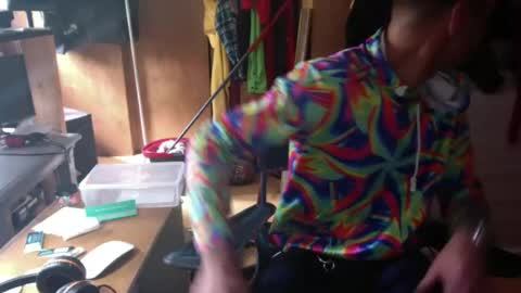 Snapshot of gizmomaster chatting on 07-19-26, 11:03 dutch rave guy c2c dutch online show from 07-19-26, 11:03