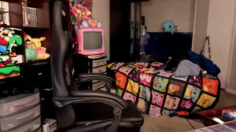 glaceon9 online show from 11-06-25, 01:17