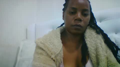 Snapshot of gladie46 chatting on 07-18-26, 04:44 gladie46 online show from 07-18-26, 04:44