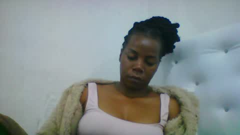 Snapshot of gladie46 chatting on 07-19-26, 05:33 gladie46 online show from 07-19-26, 05:33