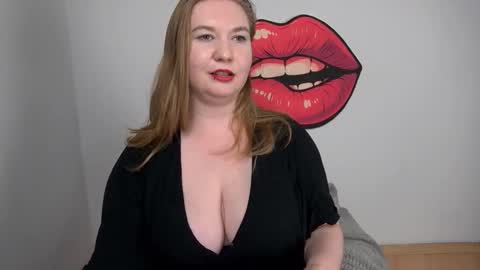Nikki online show from 10-17-25, 05:26