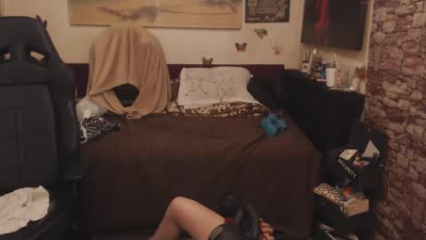 Snapshot of glamourhottie chatting on 02-27-25, 10:59 Glamourhottie online show from 02-27-25, 10:59