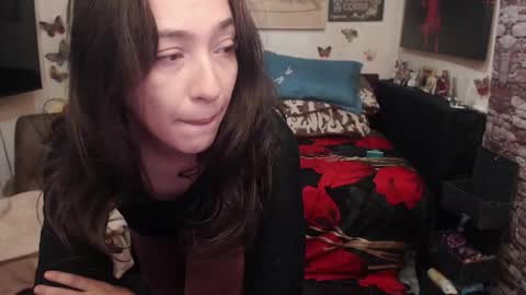 Snapshot of glamourhottie chatting on 10-01-25, 07:36 Glamourhottie online show from 10-01-25, 07:36