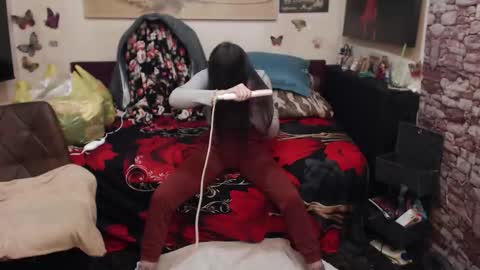 Snapshot of glamourhottie chatting on 11-28-25, 09:12 Glamourhottie online show from 11-28-25, 09:12