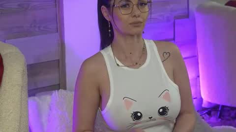 CharmingMom online show from 02-03-26, 04:10