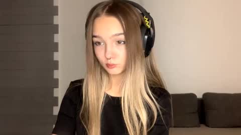 Catalina online show from 11-07-25, 11:10