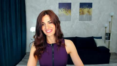 Snapshot of glennnicar chatting on 06-01-26, 11:45 Maria online show from 06-01-26, 11:45