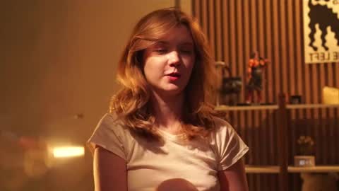 Snapshot of glimmerwave chatting on 04-04-26, 06:38 Gracia online show from 04-04-26, 06:38