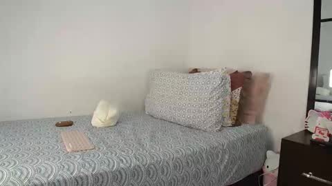 suzy online show from 04-12-26, 02:16