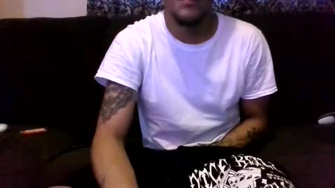 Snapshot of glly444 chatting on 03-02-26, 04:58 glly444 online show from 03-02-26, 04:58