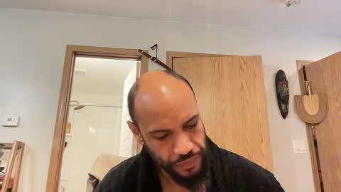 globalmovement online show from 12-05-25, 03:52