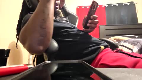 glomightyj online show from 04-17-26, 11:08