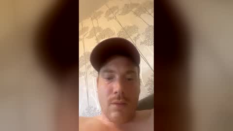 Snapshot of gloomy544481 chatting on 05-31-26, 05:48 gloomy544481 online show from 05-31-26, 05:48