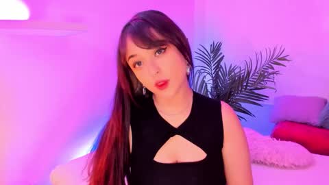 Snapshot of gloomydoll chatting on 01-15-26, 06:00 Mimi online show from 01-15-26, 06:00