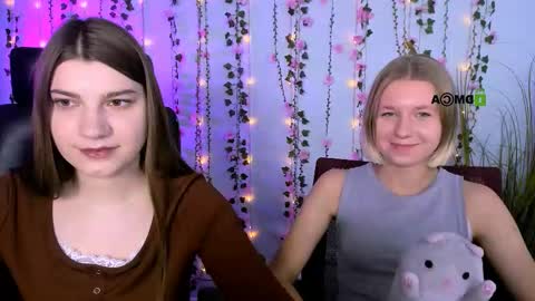 Snapshot of gloria_bubble chatting on 09-16-25, 05:52 your dream online show from 09-16-25, 05:52
