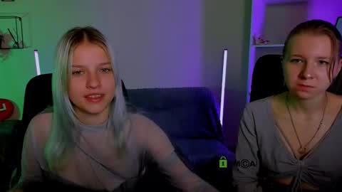 Snapshot of gloria_bubble chatting on 10-19-25, 08:48 your dream online show from 10-19-25, 08:48