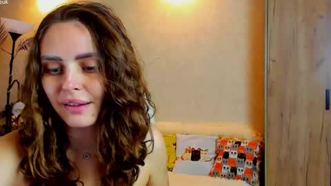 Gloria Wood online show from 10-08-25, 05:21