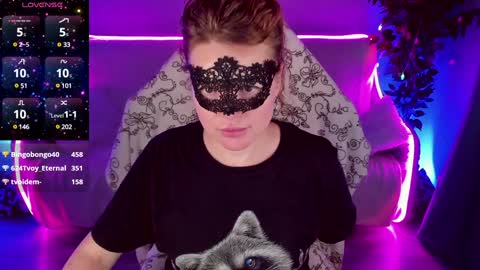 Snapshot of gloriagrays chatting on 01-24-25, 01:35 gloriagrays online show from 01-24-25, 01:35