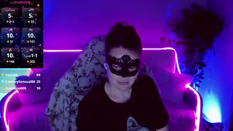 Snapshot of gloriagrays chatting on 03-08-25, 01:25 gloriagrays online show from 03-08-25, 01:25