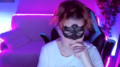 Snapshot of gloriagrays chatting on 09-17-25, 07:15 gloriagrays online show from 09-17-25, 07:15