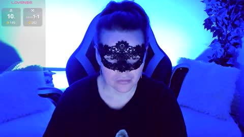 Snapshot of gloriagrays chatting on 10-19-25, 07:03 gloriagrays online show from 10-19-25, 07:03