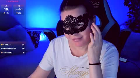 Snapshot of gloriagrays chatting on 10-20-25, 08:31 gloriagrays online show from 10-20-25, 08:31