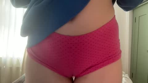 Snapshot of gloriapearl chatting on 05-28-26, 10:23 Gloria Pearl online show from 05-28-26, 10:23