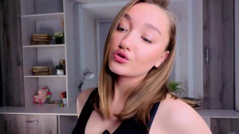 Mary  online show from 11-03-25, 11:33