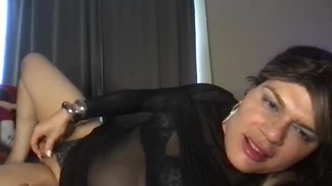 Glow Goddess online show from 11-05-25, 04:51